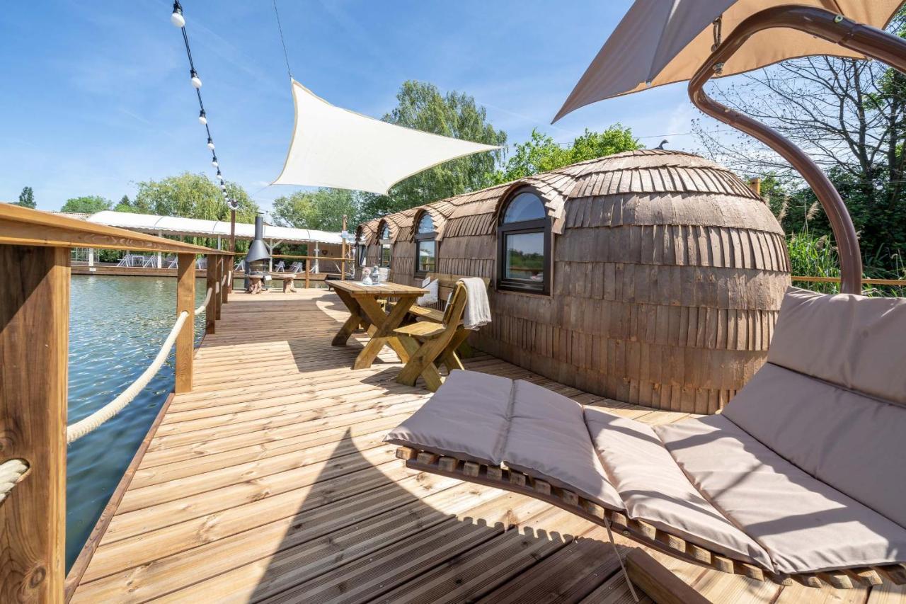 Lieblingsplatz Parey - Schwimmendes Iglu Hotel Ngoại thất bức ảnh